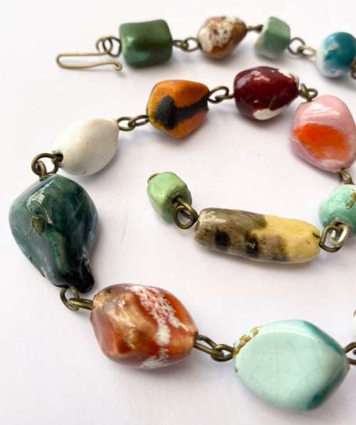 Necklace - Multi-coloured Semi-Precious Stones With Metal Links and Clasp #ML1627