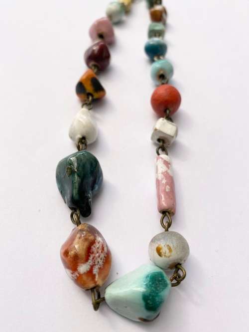 Necklace - Multi-coloured Semi-Precious Stones With Metal Links and Clasp #ML1627