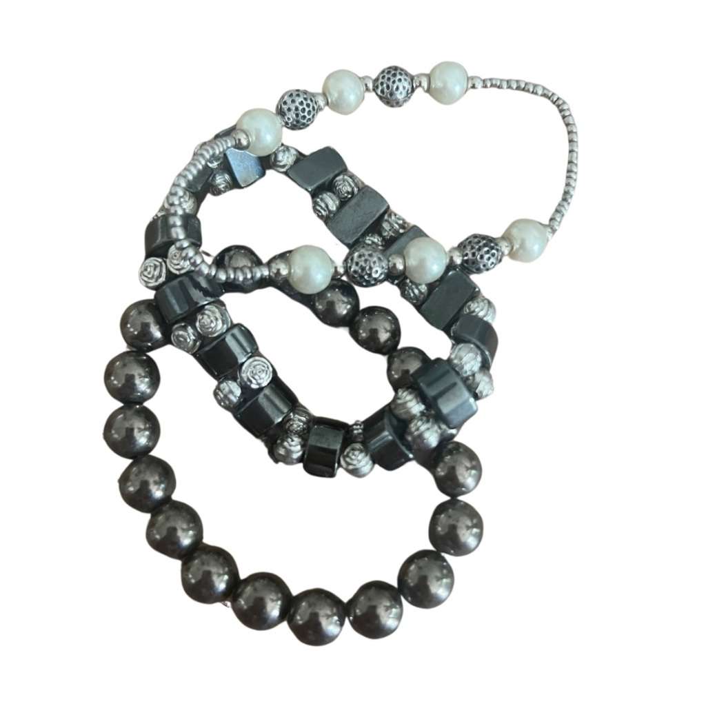 Bracelets - 4 x Silver Tone beaded Bracelets