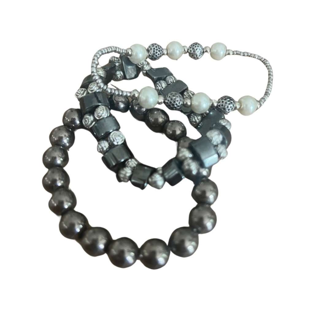 Bracelets - 4 x Silver Tone beaded Bracelets