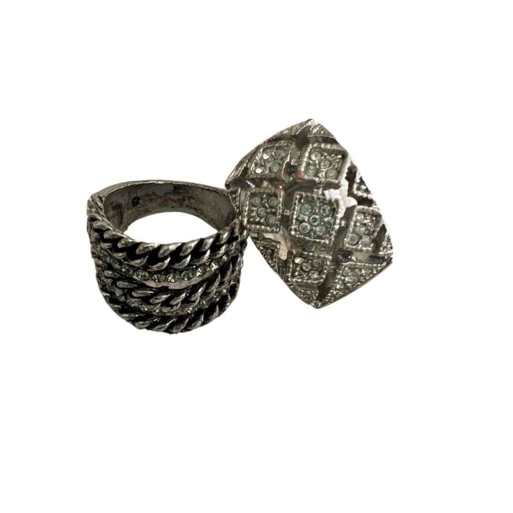 Ring - Chunky Silver Tone Fashionable Dress Up Rings