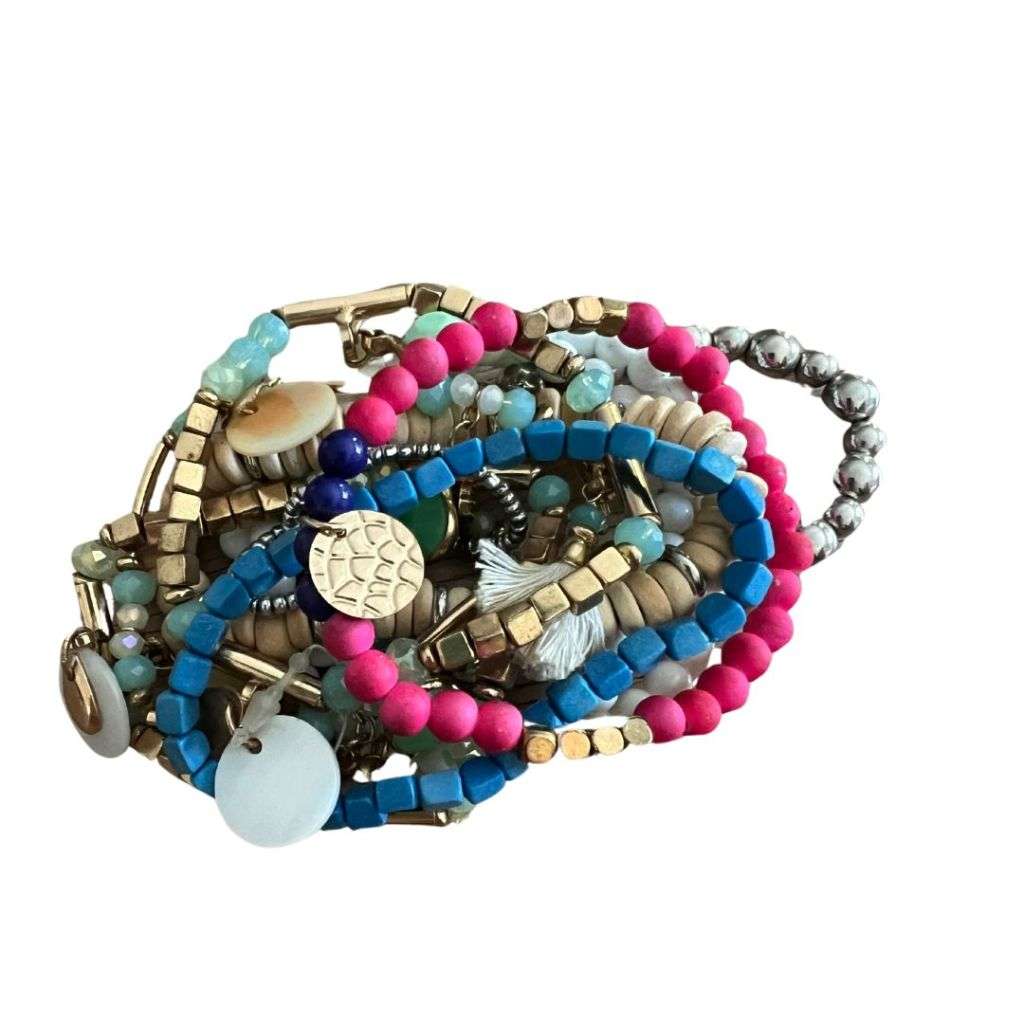 RA083 Bracelet - 10 Assorted Beaded Bracelets. Party Packs, Stocking Fillers, Gifts and Prizes