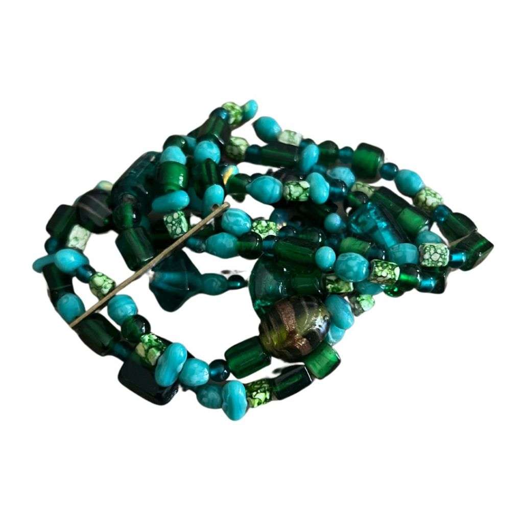 RA095 Bracelet - Multistrand Bracelet. Green and Blue Beads