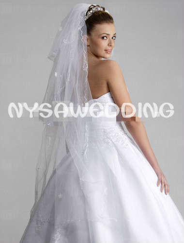 IN STOCK!!!Elegant 3 Layer Waltz Wedding Veil
