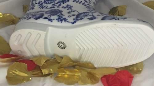 Maxim Velcovsky Waterproof Porcelain Boot