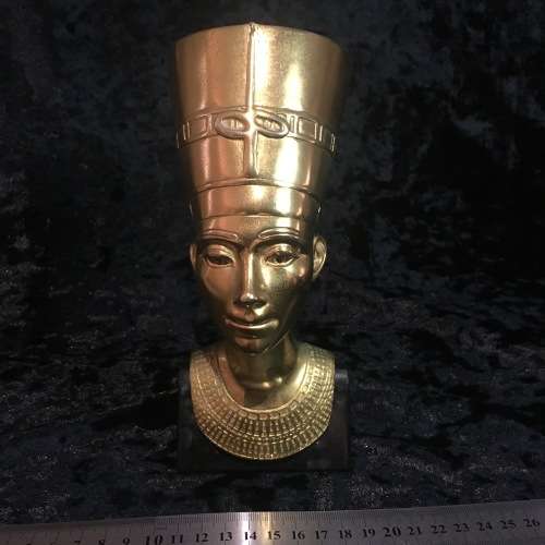 Limited Edition Nefertiti Bust
