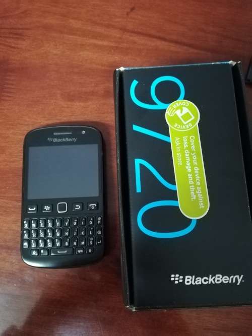 Blackberry 9720