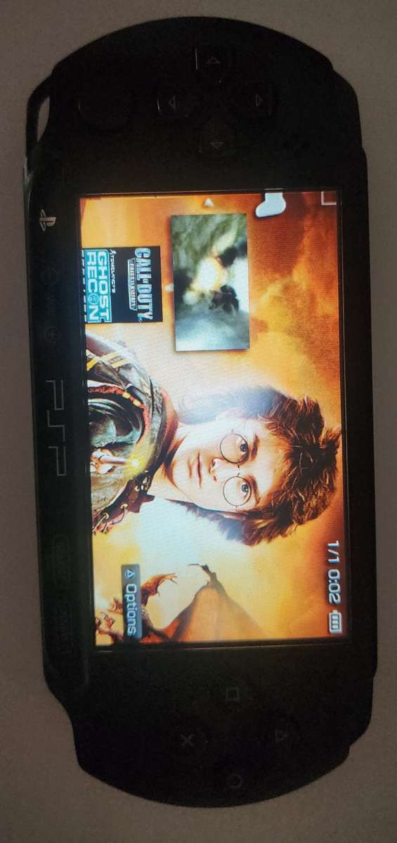 Original PSP + 8 Games