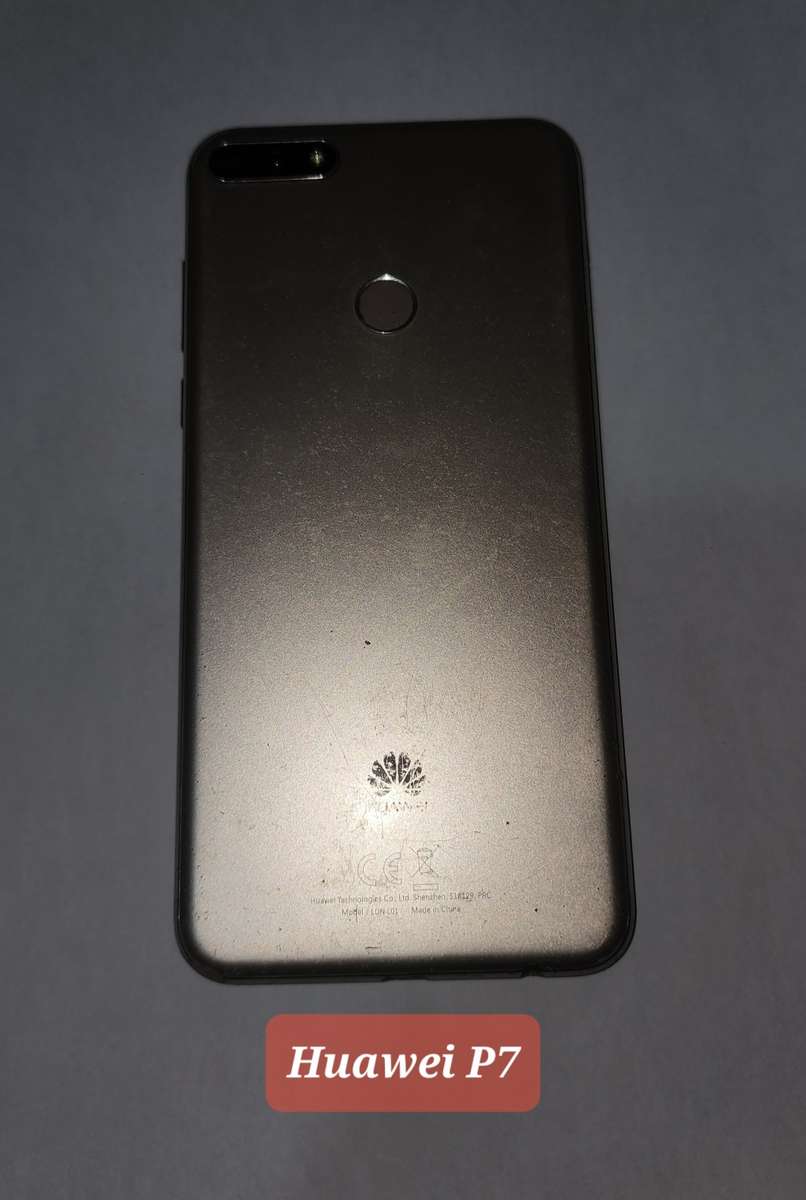 4 Cellphones up for GRABS