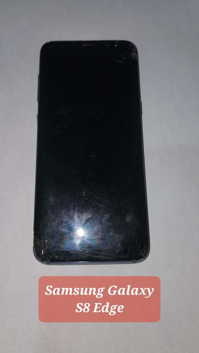 4 Cellphones up for GRABS