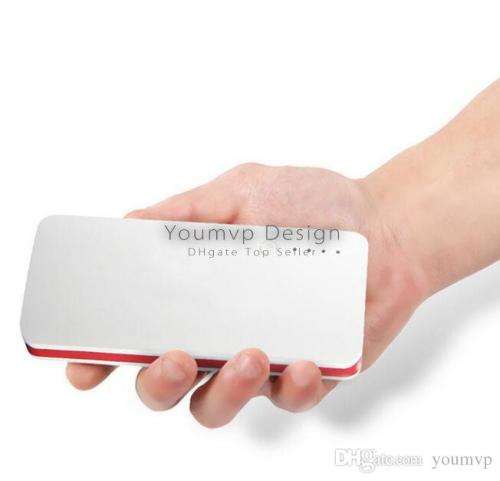 20 000mAh 2 USB Power Bank for Charging of Electronic Devices, LED power display  and Flashlight