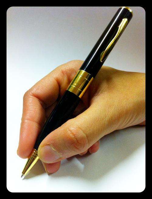 ***4 GB Mini Spy pen camera with video recorder DVR AVI***