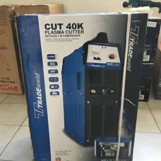 TRADEWELD PLASMA CUTTER 40K / BUILD-IN COMPRESSOR