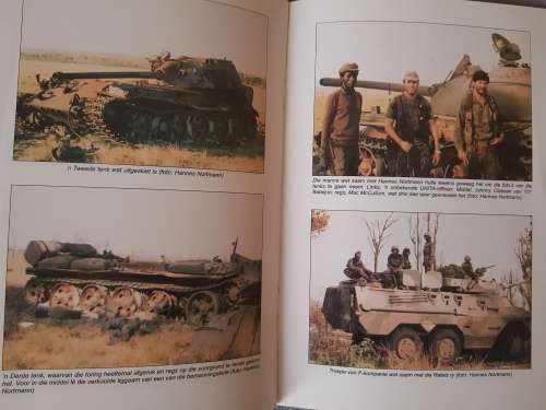 Die Buffel Struikel: 'n Storie Van 32 Bataljon En Sy Mense  - Dr LJ Bothma  (SIGNED)