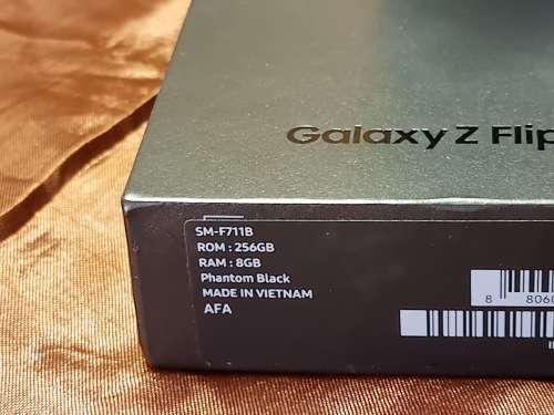 SAMSUNG  GALAXY Z-FLIP3  5G (Phantom Black)