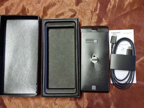 SAMSUNG  GALAXY Z-FLIP3  5G (Phantom Black)