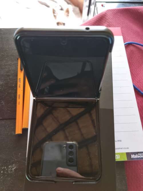 SAMSUNG  GALAXY Z-FLIP3  5G (Phantom Black)