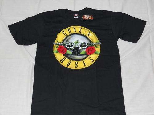 ROCK BAND T - SHIRT!! GUNS N ROSES!! MEDIUM  FREE SHIPPING!!