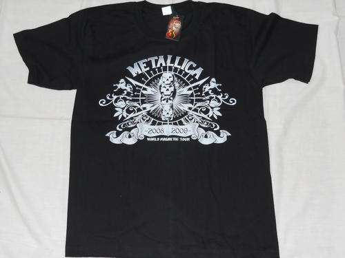 ROCK BAND T-SHIRTS!!  METALLICA!!  M  FREE SHIPPING!!