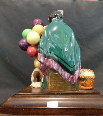 The Old Balloon Seller and a British Bulldog from Royal Doulton