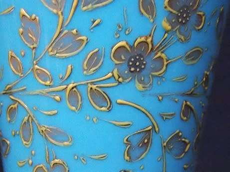 Stunning Turquise and Gold Glass Vase