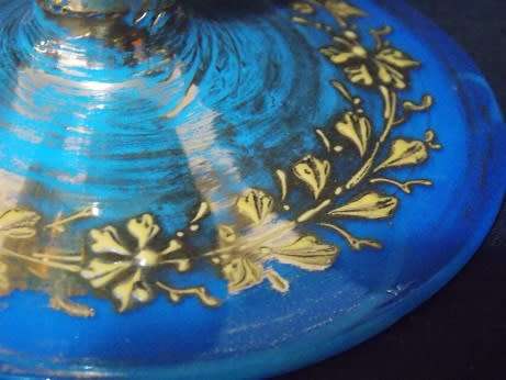 Stunning Turquise and Gold Glass Vase