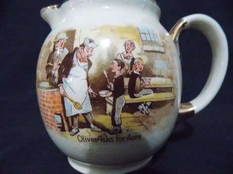 Beautiful Arthur Woods Milk Jug and Sugar Bowl