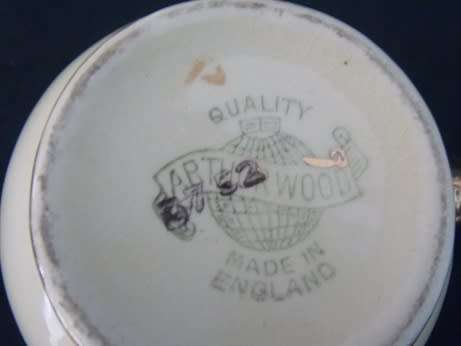 Beautiful Arthur Woods Milk Jug and Sugar Bowl