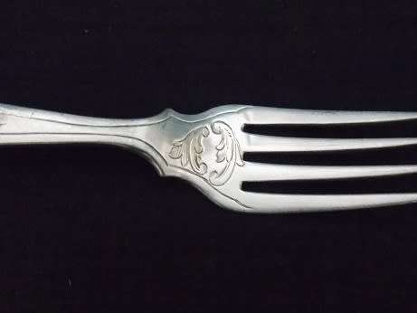 Silver Plateed Bone Handle Fish Set