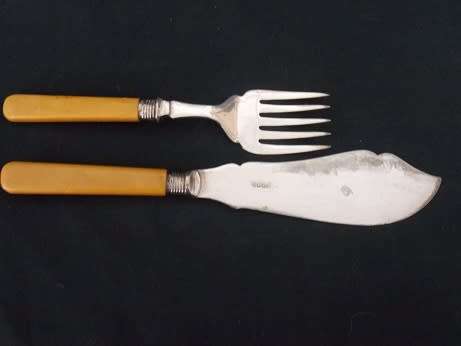 Silver Plateed Bone Handle Fish Set