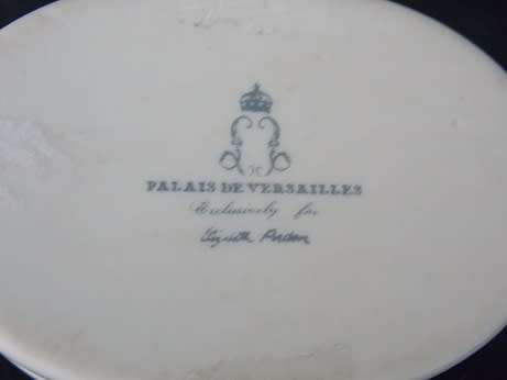 Palais de Versailles Porcelain Trinket Box