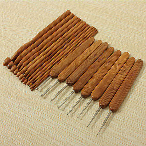 20 Pce Bamboo  crochet hooks in  pouch