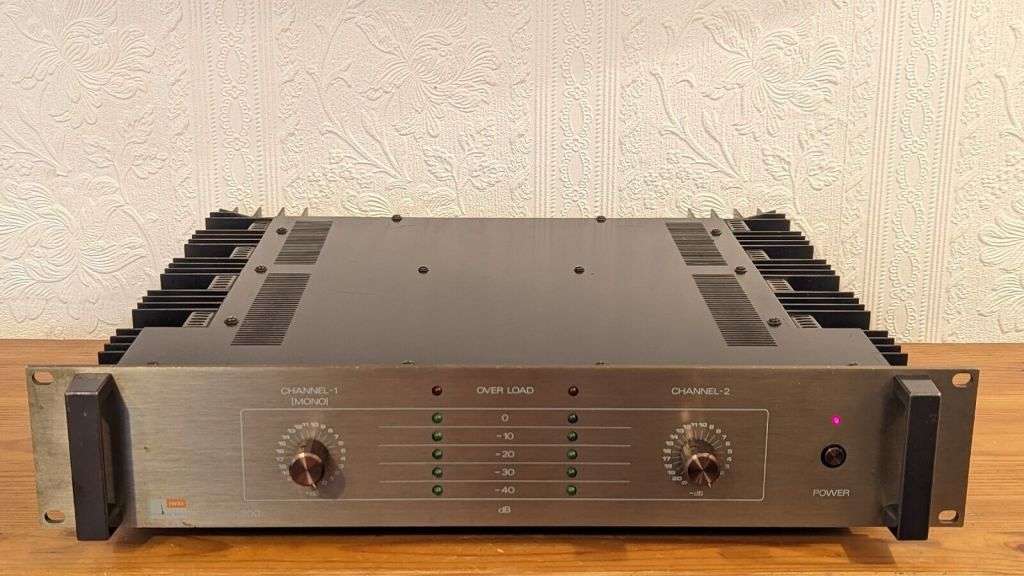 Fostex Laboratory Series FTX 300 High End Power Amplifier
