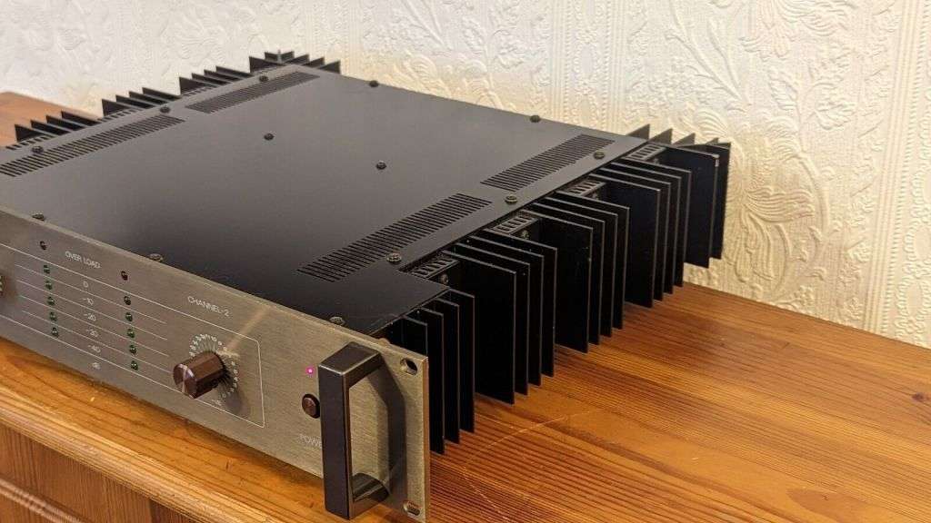 Fostex Laboratory Series FTX 300 High End Power Amplifier