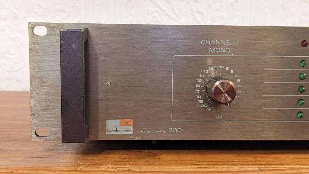 Fostex Laboratory Series FTX 300 High End Power Amplifier
