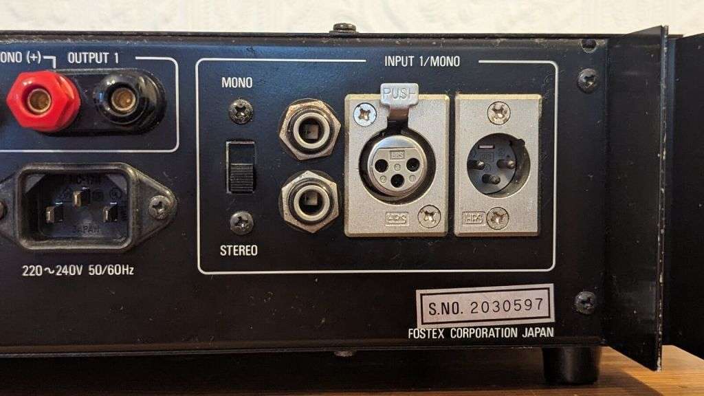 Fostex Laboratory Series FTX 300 High End Power Amplifier