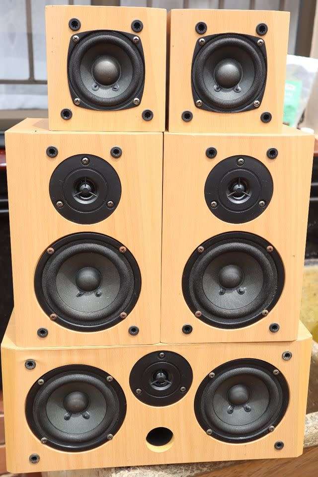 Genius 5.1 Home Theater Speaker System speakers (Partially Works)