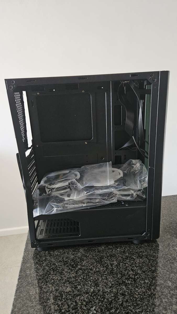Brand New! Micro ATX Gaming Case w/ 4 LED Fans