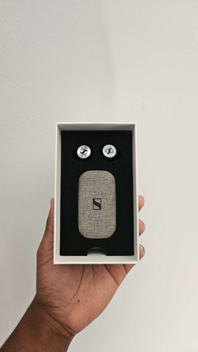 Sennheiser Momentum Wireless earbuds - Black PARTS/REPAIS