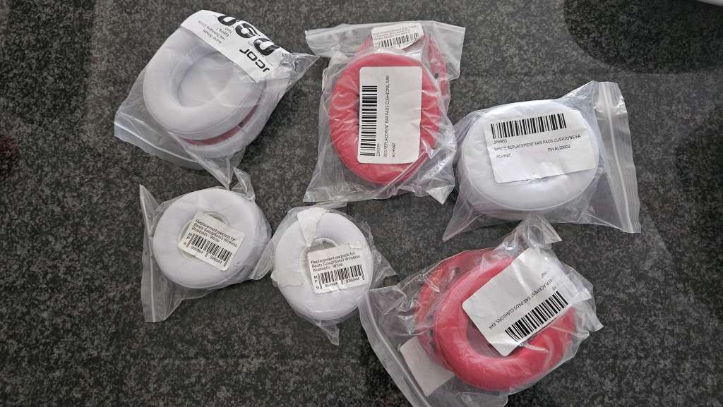 Replacement Ear Pads for Beats Studio & Solo Headphones
