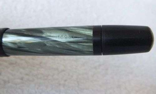 Vintage fountain pen with 14ct gold nib