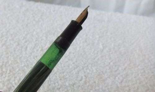 Vintage fountain pen with 14ct gold nib