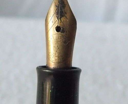 Vintage fountain pen with 14ct gold nib