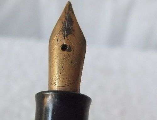 Vintage fountain pen with 14ct gold nib