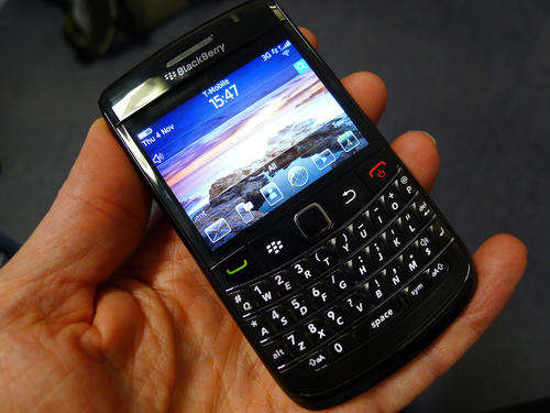 BlackBerry 9780(free shipping) looks new