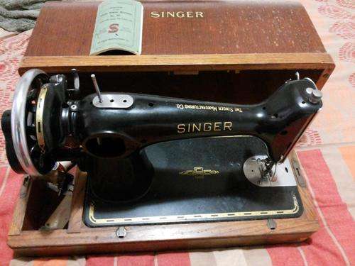 SINGER SEWING MACHINE