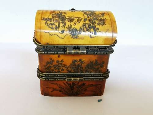 Antique Chinese Eastern Bone made two-layer small jewel box