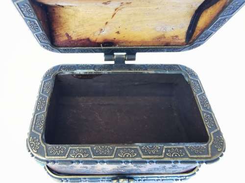 Antique Chinese Eastern Bone made two-layer small jewel box