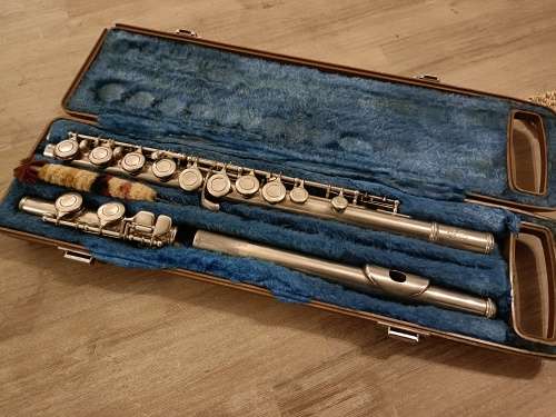 Yamaha YFL-22N Flute