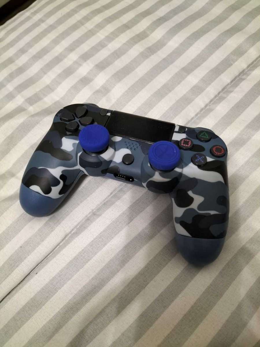 Sony PS4 500GB with 1TB HDD & Corsair Headphones